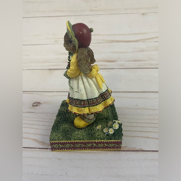Demdaco Woodsong Bunny Figurine A SPECIAL DAY 2002 Figurine - Picture 4 of 6